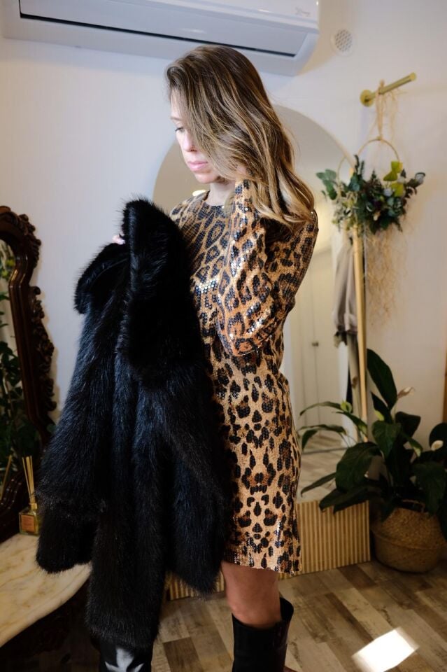 Pullu Kısa Leopar Kadın Elbise
