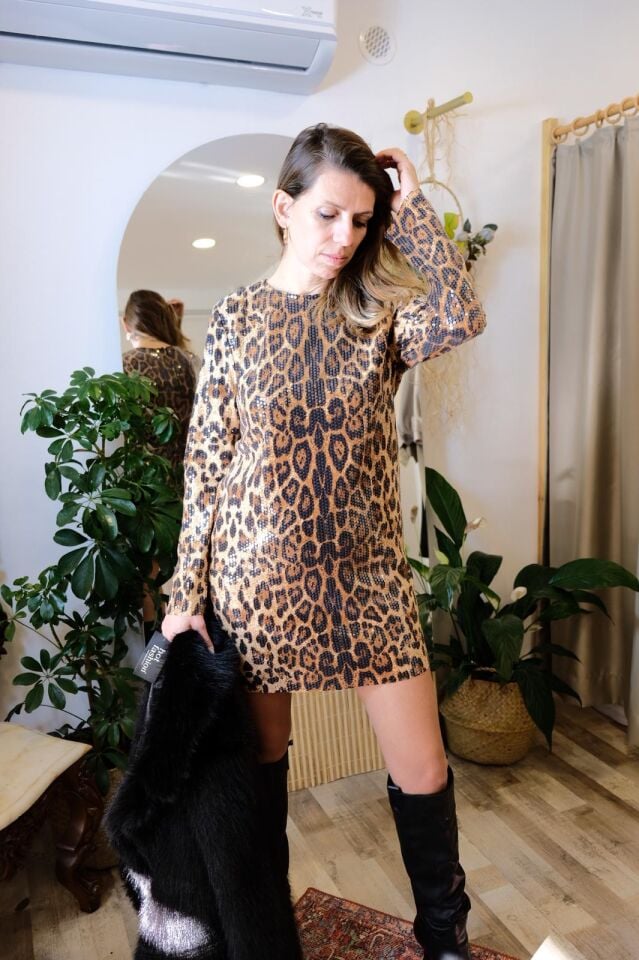 Pullu Kısa Leopar Kadın Elbise