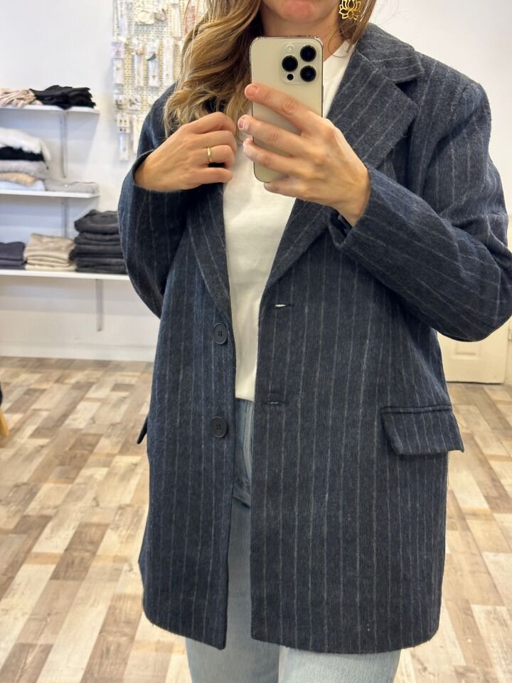 Kaşe Çizgili Lacivert Kadın Blazer