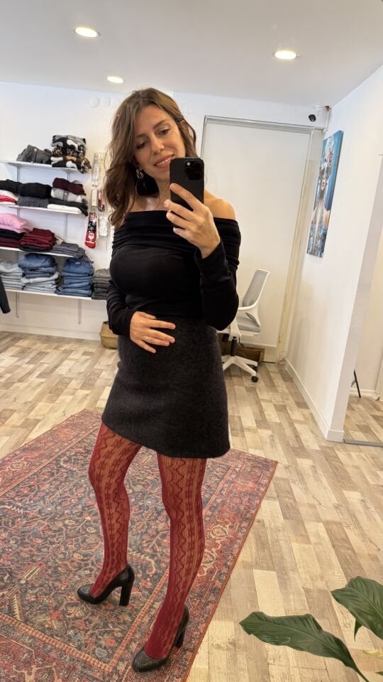 Madonna Yaka Siyah Uzunkol Kadın Bady