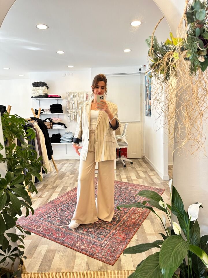 Siyah Çizgi Detaylı Oversize Ekru Kadın Blazer STD