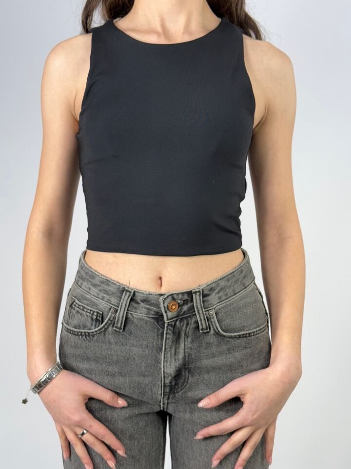 Bisiklet Yaka Siyah Crop Atlet